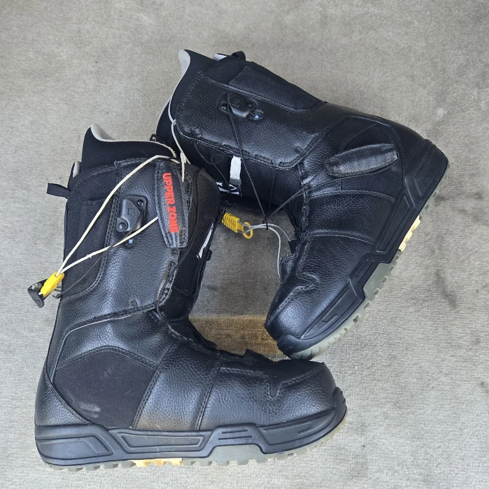 Burton Black Moto Snowboard Boots Size 7